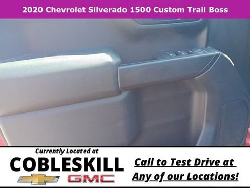 Used 2020 Chevrolet Silverado 1500 Custom Trail Boss w/ Custom Convenience Package AWD/4WD image 15