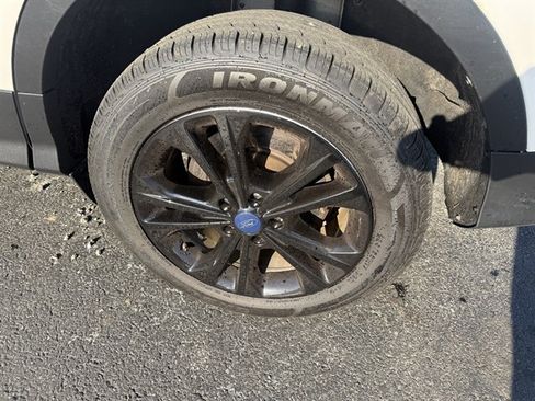 Used 2018 Ford Escape SEL AWD/4WD image 32