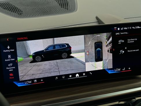 New 2026 BMW X5 xDrive50e image 27