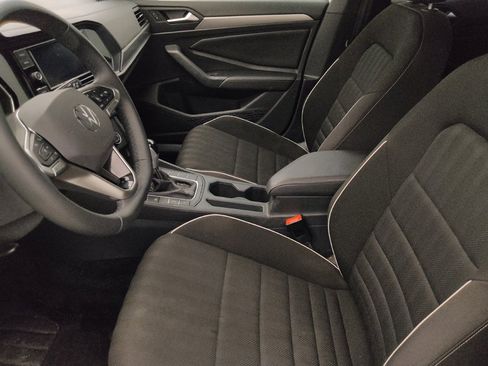 Used 2023 Volkswagen Jetta Sport FWD image 17