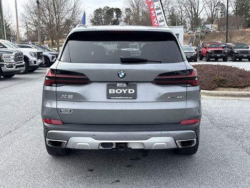 Used 2024 BMW X5 xDrive40i w/ Premium Package image 9