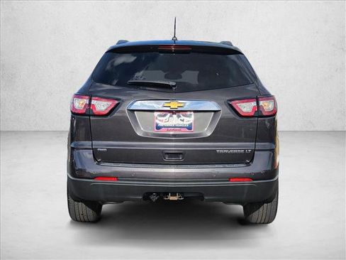 Used 2015 Chevrolet Traverse LT w/ Style and Technology Package image 7