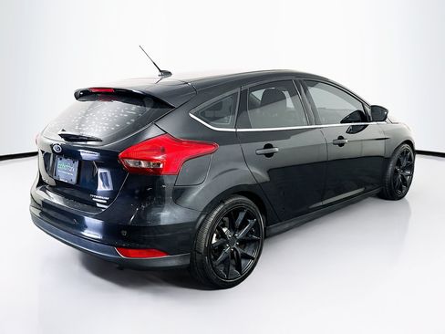 Used 2015 Ford Focus Titanium FWD image 9