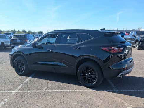 Used 2021 Chevrolet Blazer LT w/ Midnight/Sport Edition image 3