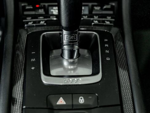 Used 2019 Porsche 911 Turbo S image 17