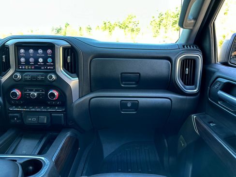 Used 2019 GMC Sierra 1500 SLT w/ SLT Premium Plus Package image 36