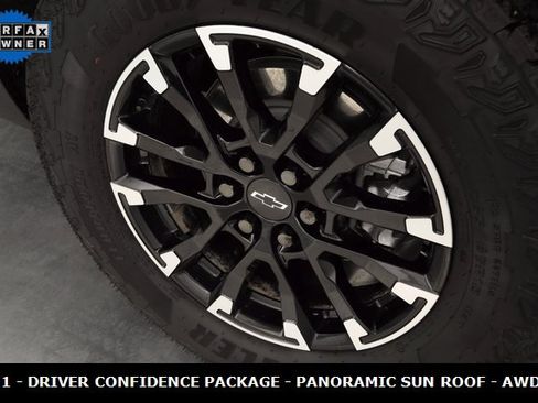 Used 2025 Chevrolet Traverse Z71 w/ Driver Confidence Package image 9