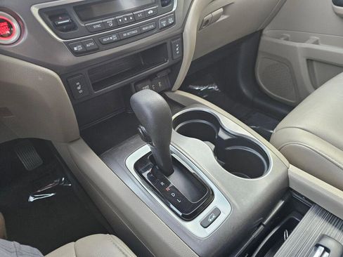 Used 2016 Honda Pilot EX-L image 29