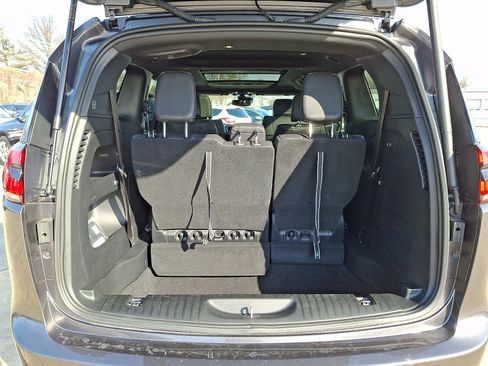 Used 2022 Chrysler Pacifica Touring-L w/ S Appearance Package image 30