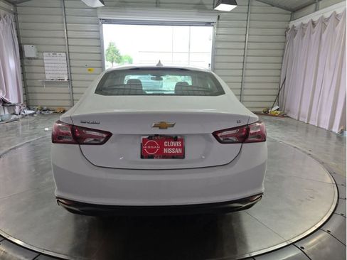 Used 2022 Chevrolet Malibu LT image 10