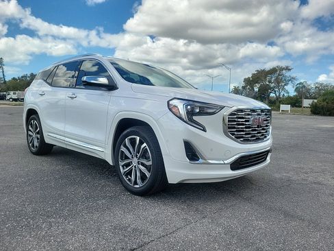 Used 2020 GMC Terrain Denali w/ Denali Premium Package image 1