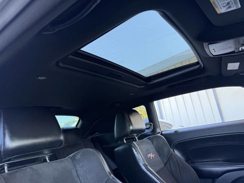 Used 2015 Dodge Challenger R/T Plus image 20