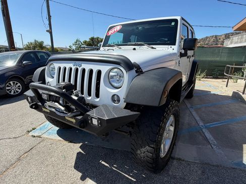 Used 2015 Jeep Wrangler Unlimited Sport w/ Quick Order Package 24S AWD/4WD image 8