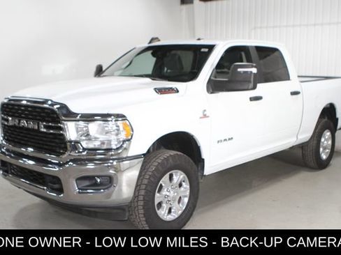 Used 2023 RAM 2500 Big Horn w/ Cold Weather Group AWD/4WD image 9