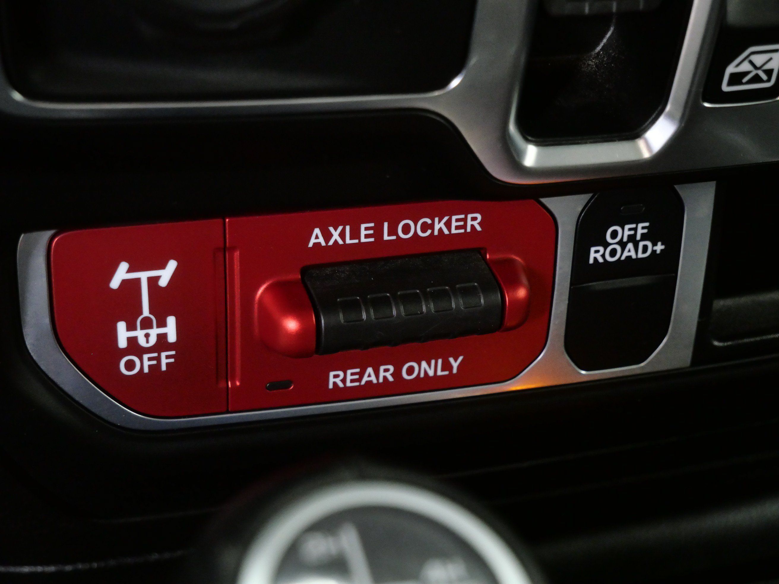 Used 2021 Jeep Gladiator Mojave AWD/4WD image 29