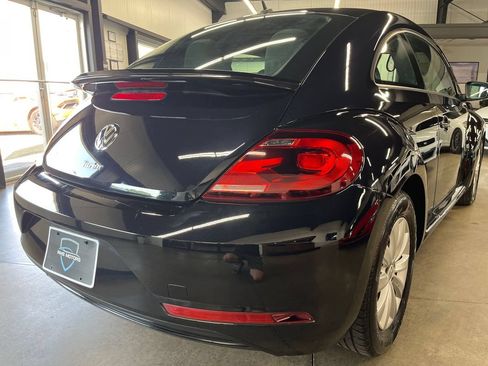 Used 2019 Volkswagen Beetle 2.0T S FWD image 14