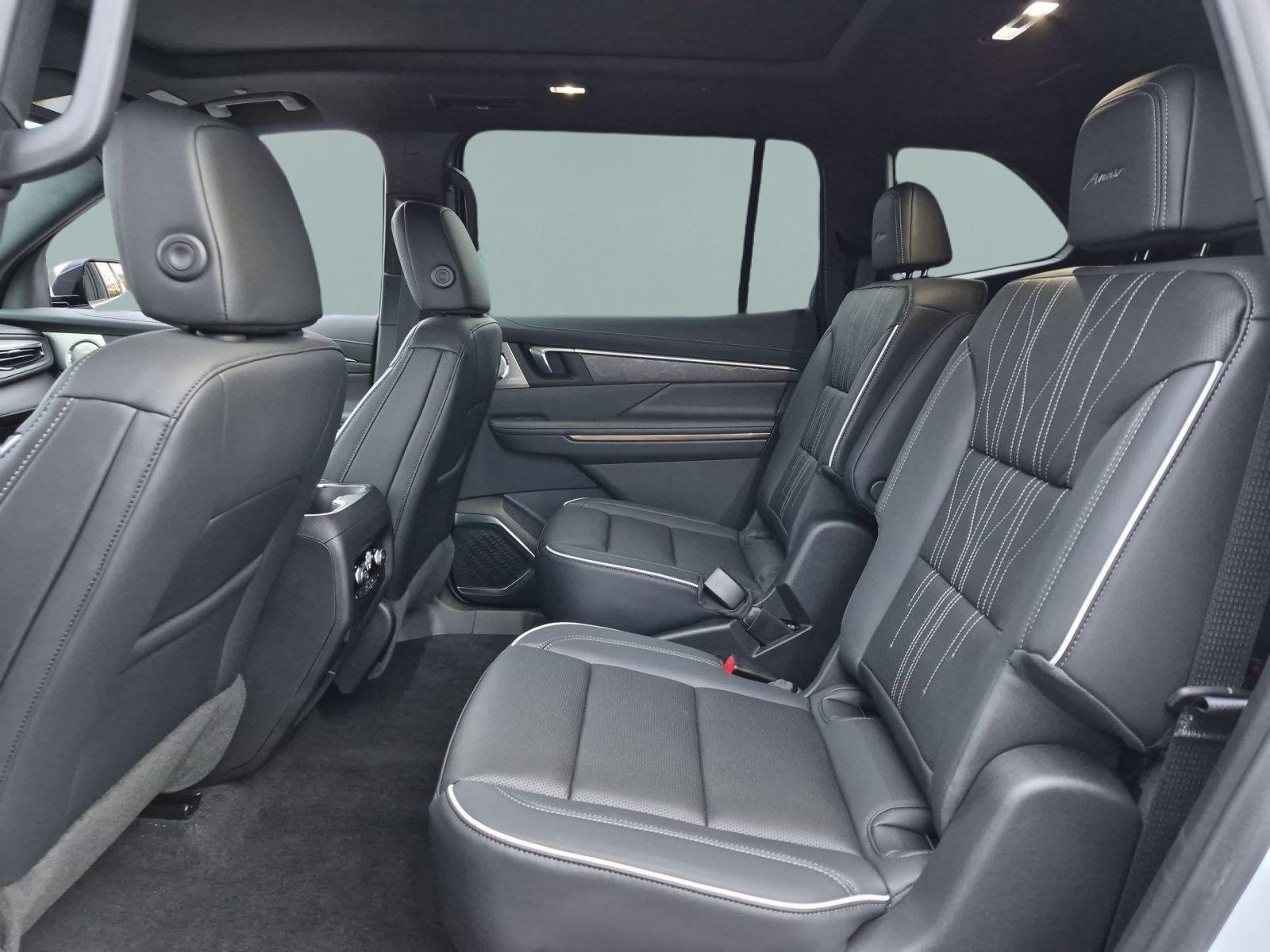 New 2026 Buick Enclave Avenir w/ Super Cruise Package FWD image 26