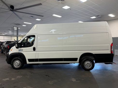 Used 2024 RAM ProMaster 3500 w/ Delivery Van Package image 8