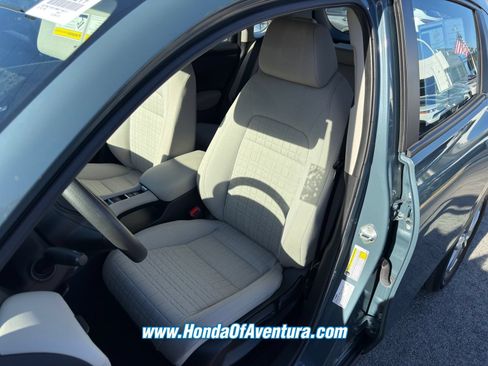 Certified 2024 Honda HR-V LX image 21