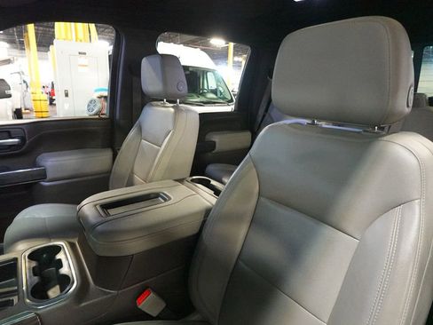 Used 2020 Chevrolet Silverado 2500 LTZ w/ LTZ Plus Package image 12