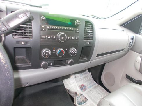 Used 2013 Chevrolet Silverado 3500 W/T image 15