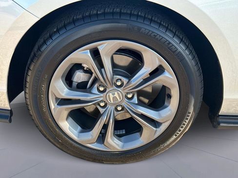 Certified 2024 Honda Accord EX image 10