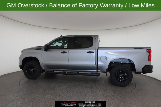 Used 2026 Chevrolet Silverado 1500 Custom Trail Boss w/ Dark Appearance Package AWD/4WD image 8