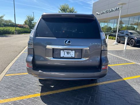 Used 2021 Lexus GX 460 Premium w/ Premium Package AWD/4WD image 6