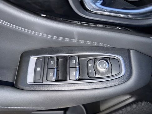 Used 2023 Subaru Outback Limited image 37