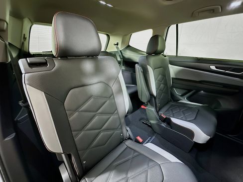 New 2026 Volkswagen Atlas Peak Edition AWD/4WD image 27