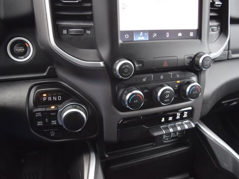 Used 2023 RAM 1500 Big Horn AWD/4WD image 14