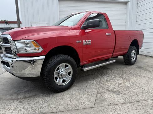 Used 2018 RAM 2500 SLT w/ Snow Chief Group AWD/4WD image 5