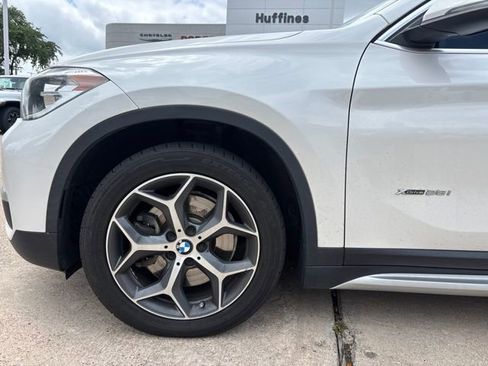 Used 2018 BMW X1 xDrive28i AWD/4WD image 9