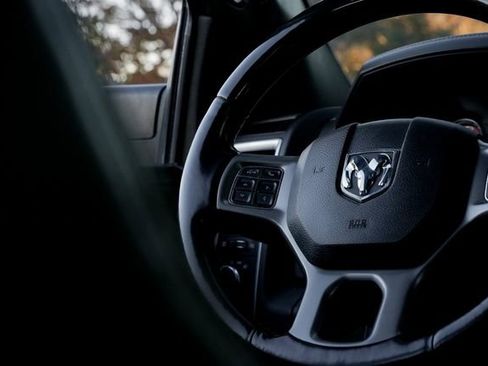 Used 2018 RAM 3500 Laramie Longhorn image 44