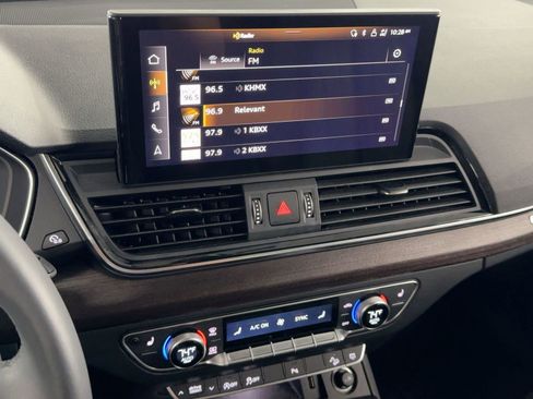 Used 2022 Audi Q5 2.0T Premium Plus image 24