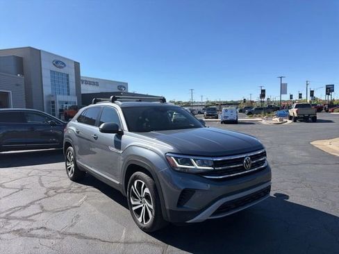 Used 2022 Volkswagen Atlas Cross Sport SEL AWD/4WD image 1