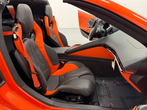 Used 2025 Chevrolet Corvette ZR1 w/ ZR1 Carbon Fiber Aero Package RWD image 27