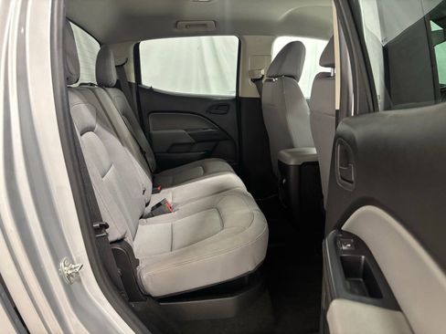 Used 2016 GMC Canyon 2WD Crew Cab w/ Convenience Package image 14