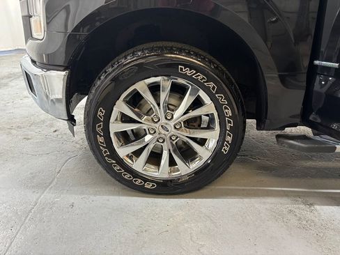 Used 2015 Ford F150 XLT w/ Equipment Group 301A Mid image 27