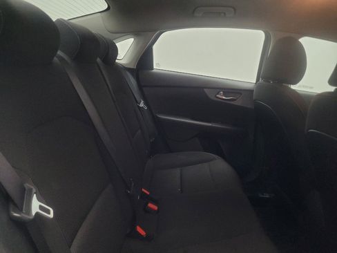 Used 2021 Kia Forte LXS FWD image 19