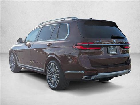 New 2026 BMW X7 xDrive40i w/ Premium Package image 9