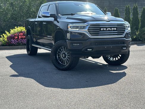 New 2023 GMC Savana 2500 w/ Driver Convenience Package image 2