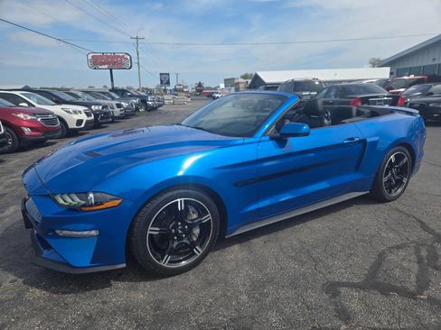 Used 2020 Ford Mustang GT Premium w/ Equipment Group 401A RWD image 21