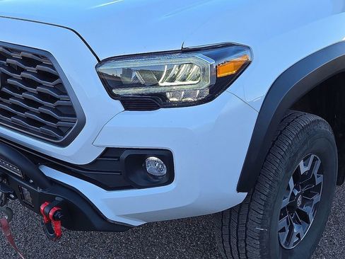 Used 2023 Toyota Tacoma TRD Off-Road image 10