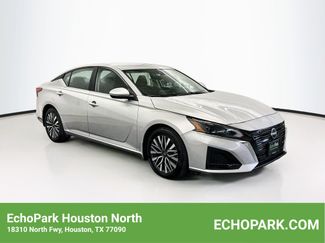Used 2023 Nissan Altima 2.5 SV FWD video 1