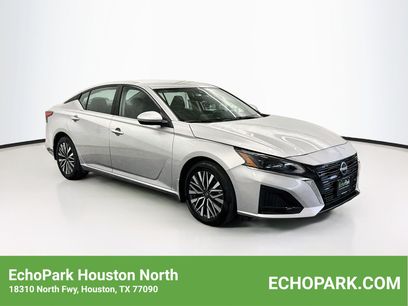Used 2023 Nissan Altima 2.5 SV