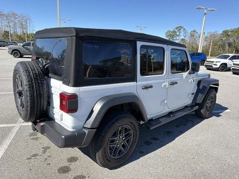 Used 2024 Jeep Wrangler Sport S image 3