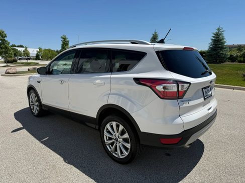 Used 2018 Ford Escape Titanium FWD image 3