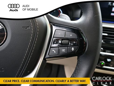 Used 2022 BMW 530i xDrive w/ Executive Package image 17