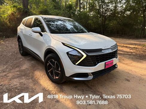 Used 2023 Kia Sportage LX AWD/4WD image 1